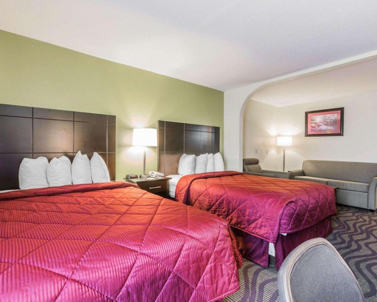 Quality Inn & Suites North Монтгомері Екстер'єр фото