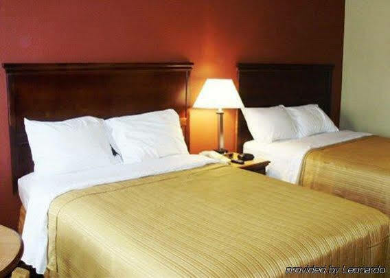 Quality Inn & Suites North Монтгомері Екстер'єр фото